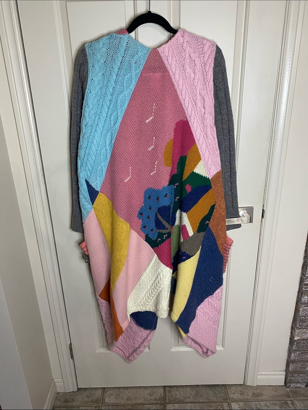 Colorblock Patchwork Long Cardigan Sweater - Picture 4 of 10
